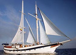 Diamante Yacht